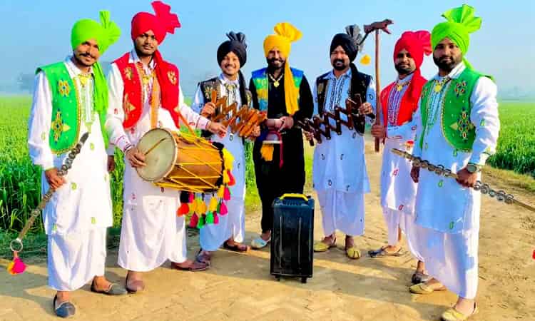 Malwai Giddha Dance